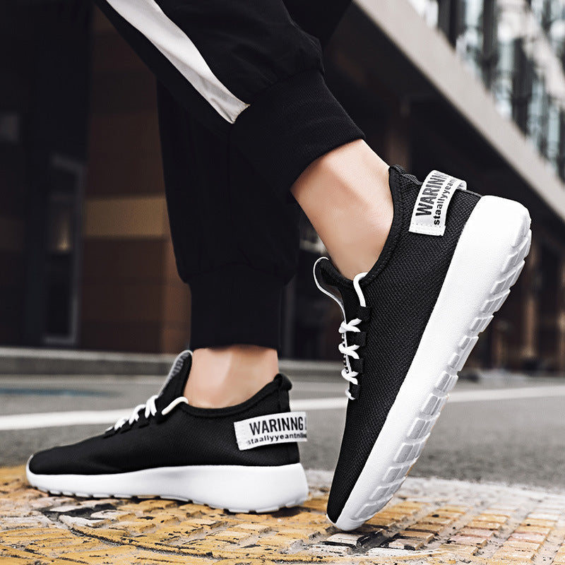 Tênis esportivos respiráveis