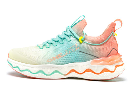 Calçado desportivo para menina/mulher, ideal para corrida, com sola grossa.